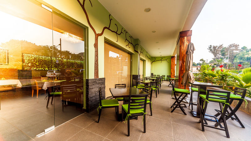 Best Western Premier Garden Hotel Entebbe Buitenkant foto