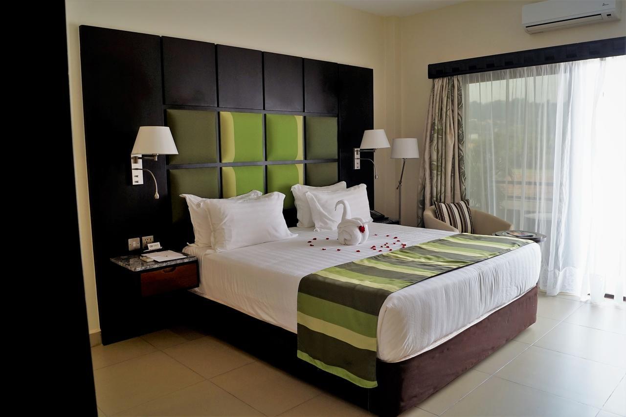 Best Western Premier Garden Hotel Entebbe Buitenkant foto