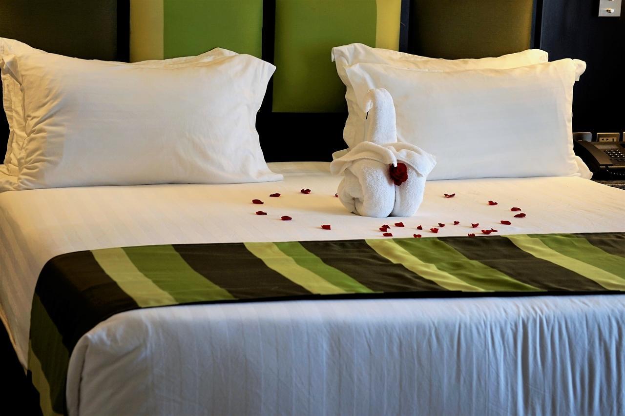 Best Western Premier Garden Hotel Entebbe Buitenkant foto