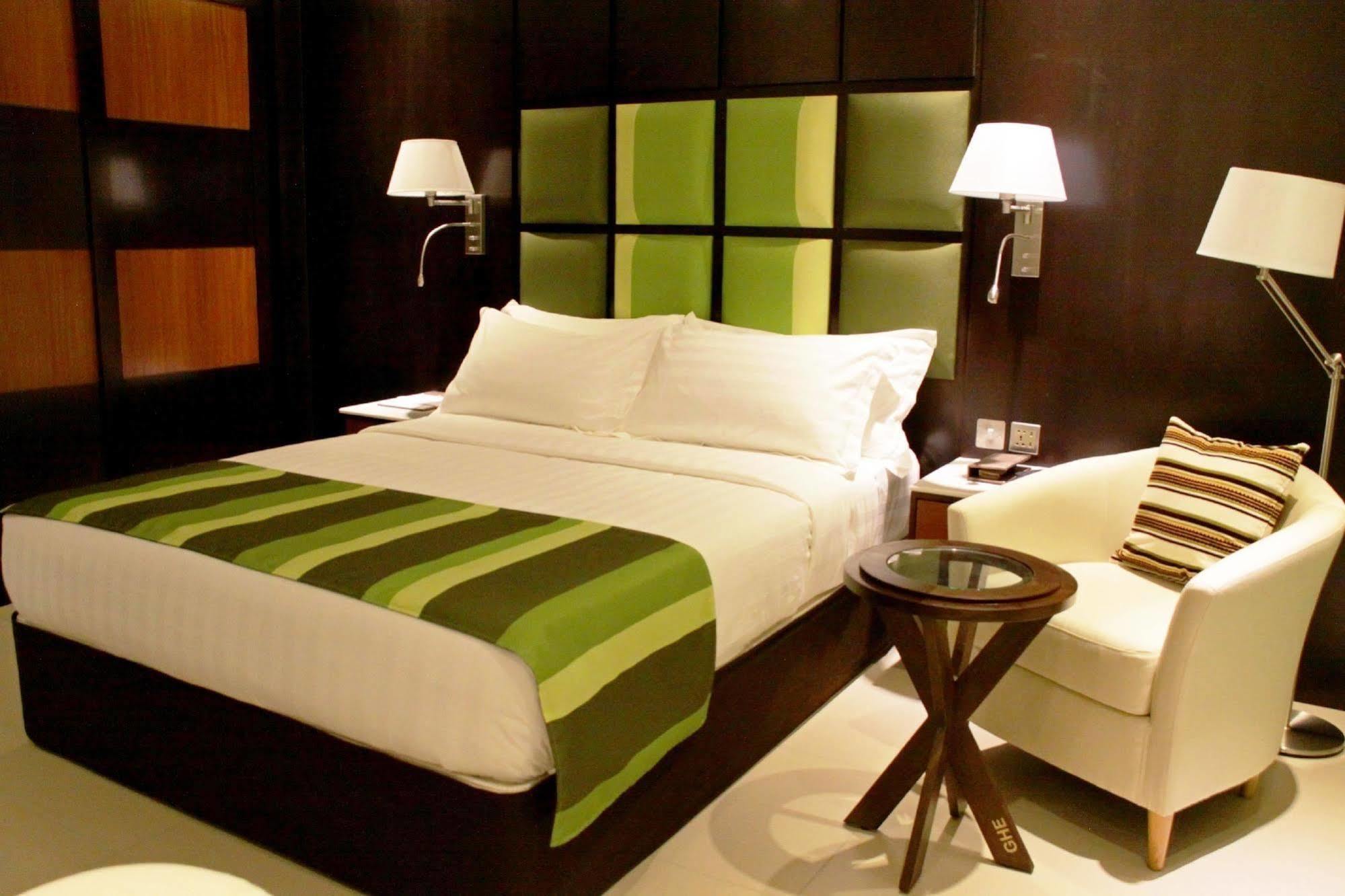 Best Western Premier Garden Hotel Entebbe Buitenkant foto